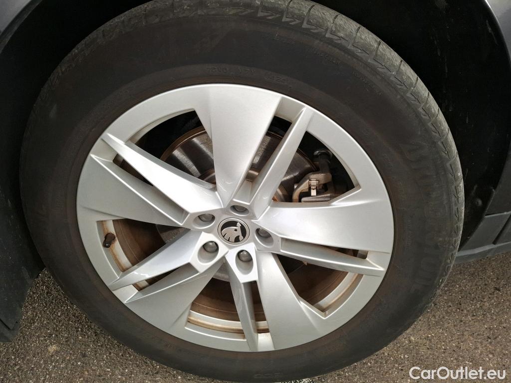  Skoda  ENYAQ  iV 80 Loft 82kWh BVA #6