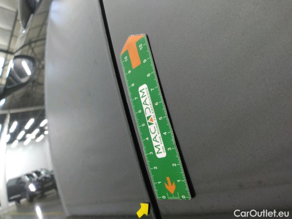  Peugeot  5008  Allure Business 1.5 HDi 130CV BVA8 7 Sieges E6 #10