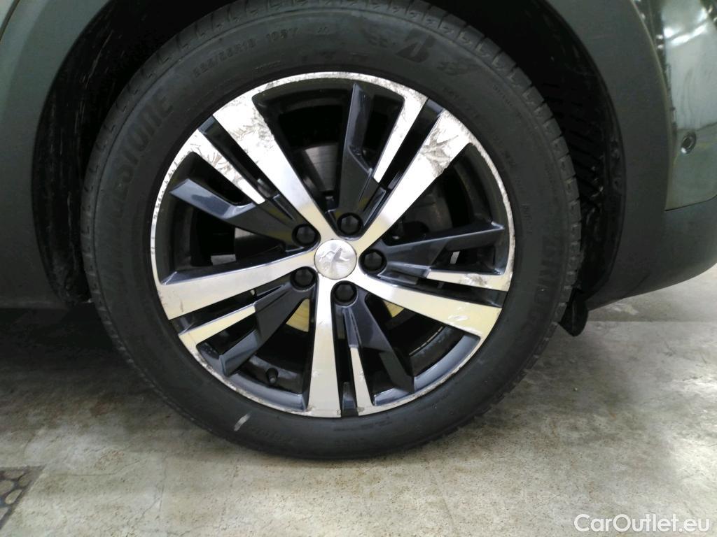  Peugeot  5008  Allure Business 1.5 HDi 130CV BVA8 7 Sieges E6 #12