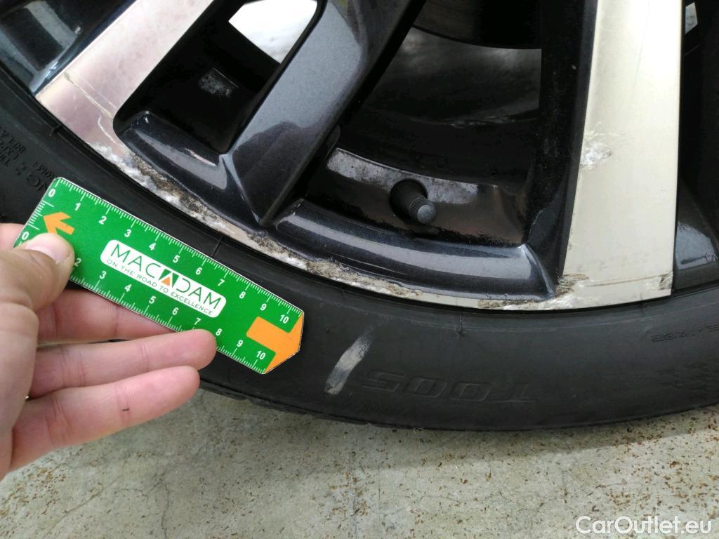  Peugeot  5008  Allure Business 1.5 HDi 130CV BVA8 7 Sieges E6 #18