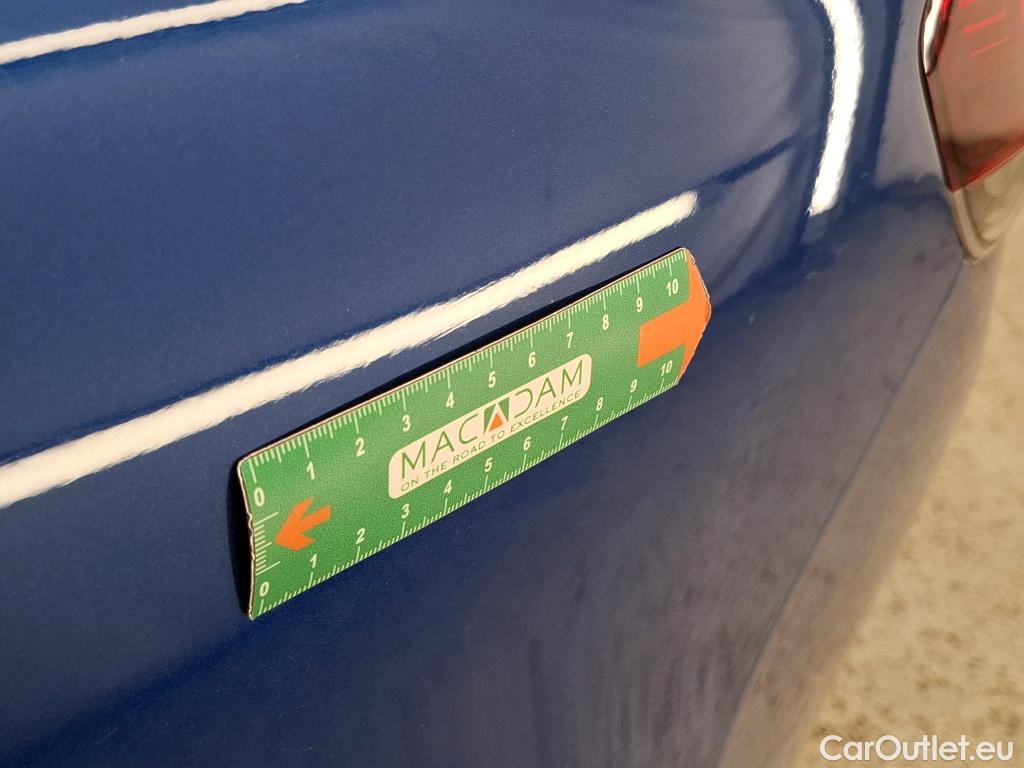  Renault  Megane  IV Berline 5 ptes. Techno 1.5 dCi 115CV BVM6 E6d #13