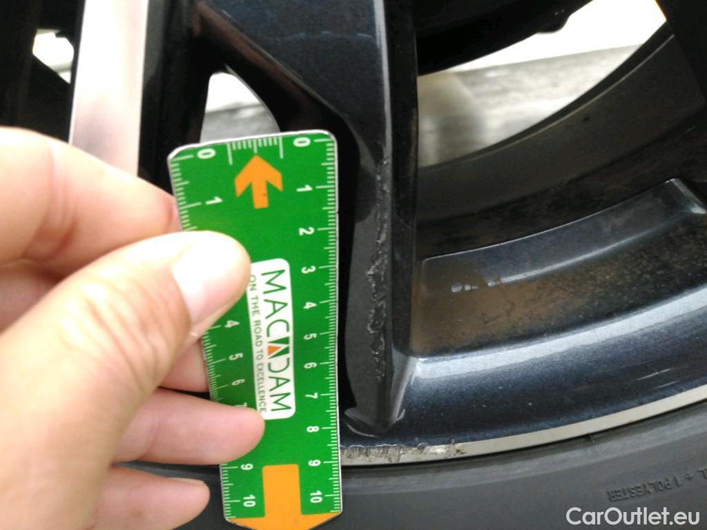  Peugeot  5008  Allure Business 1.5 HDi 130CV BVA8 7 Sieges E6 #32