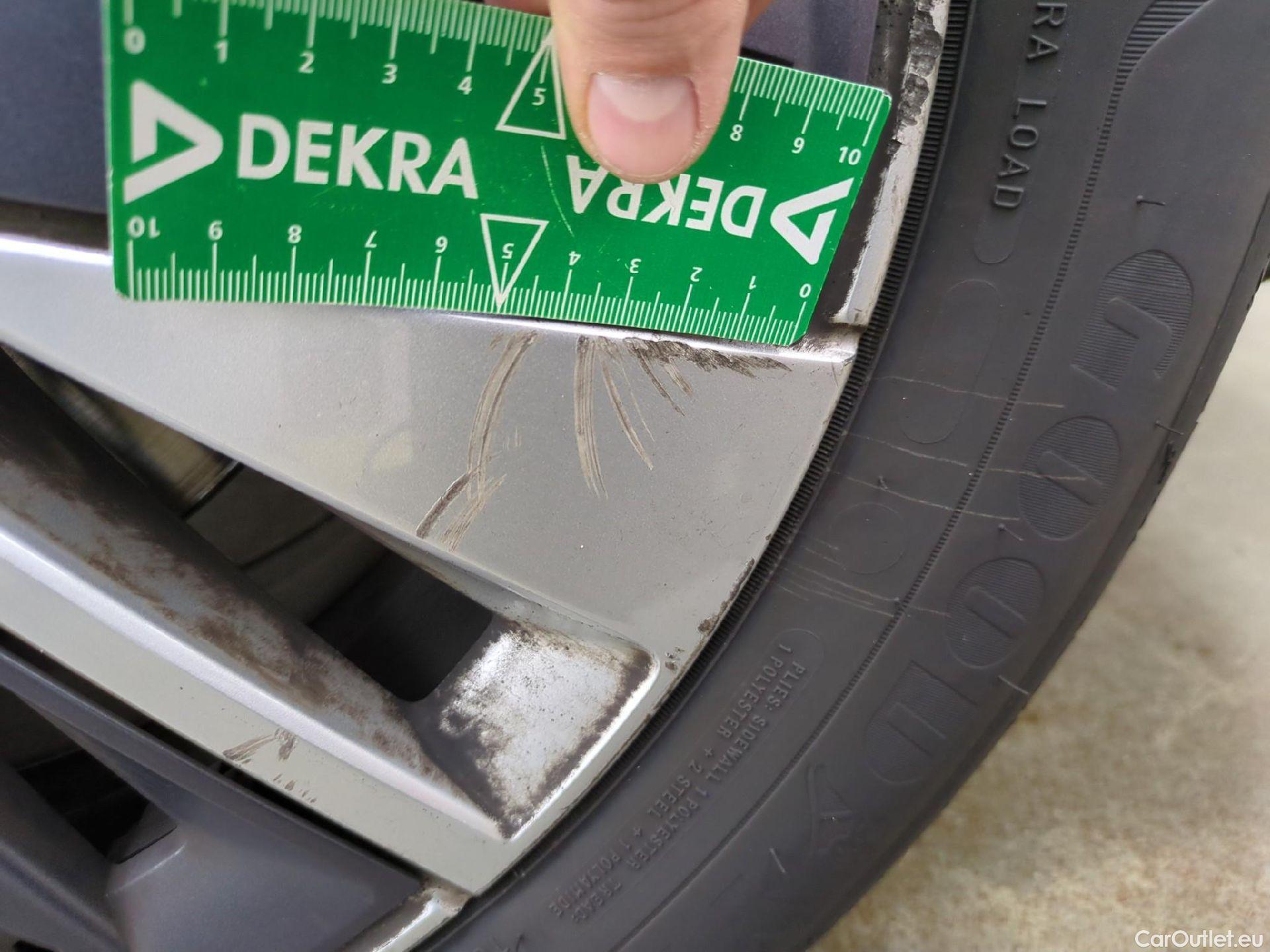  Skoda  Karoq SKODA  5p SUV 1.5 TSI 150ch ACT DSG7 Business #8