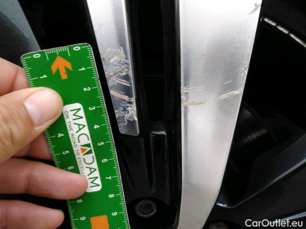  Peugeot  5008  Allure Business 1.5 HDi 130CV BVA8 7 Sieges E6 #28