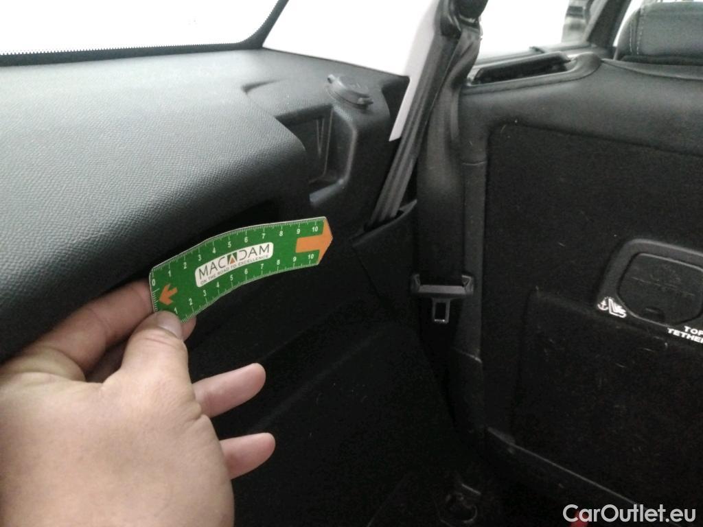  Peugeot  5008  Allure Business 1.5 HDi 130CV BVA8 7 Sieges E6 #6