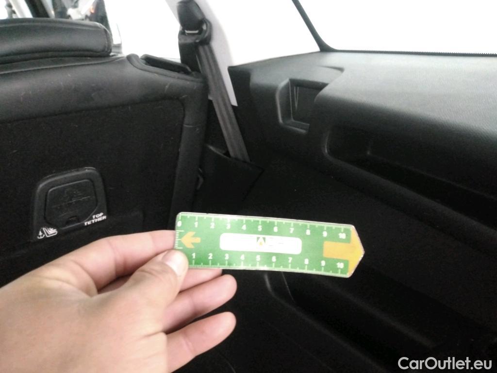  Peugeot  5008  Allure Business 1.5 HDi 130CV BVA8 7 Sieges E6 #7