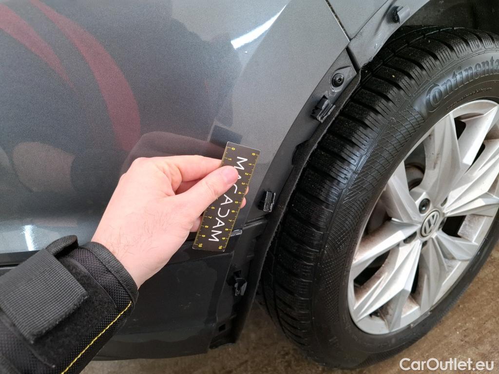  Volkswagen  Tiguan VOLKSWAGEN  / 2016 / 5P / SUV 2.0 TDI 150 DSG7 Confortline Business #25