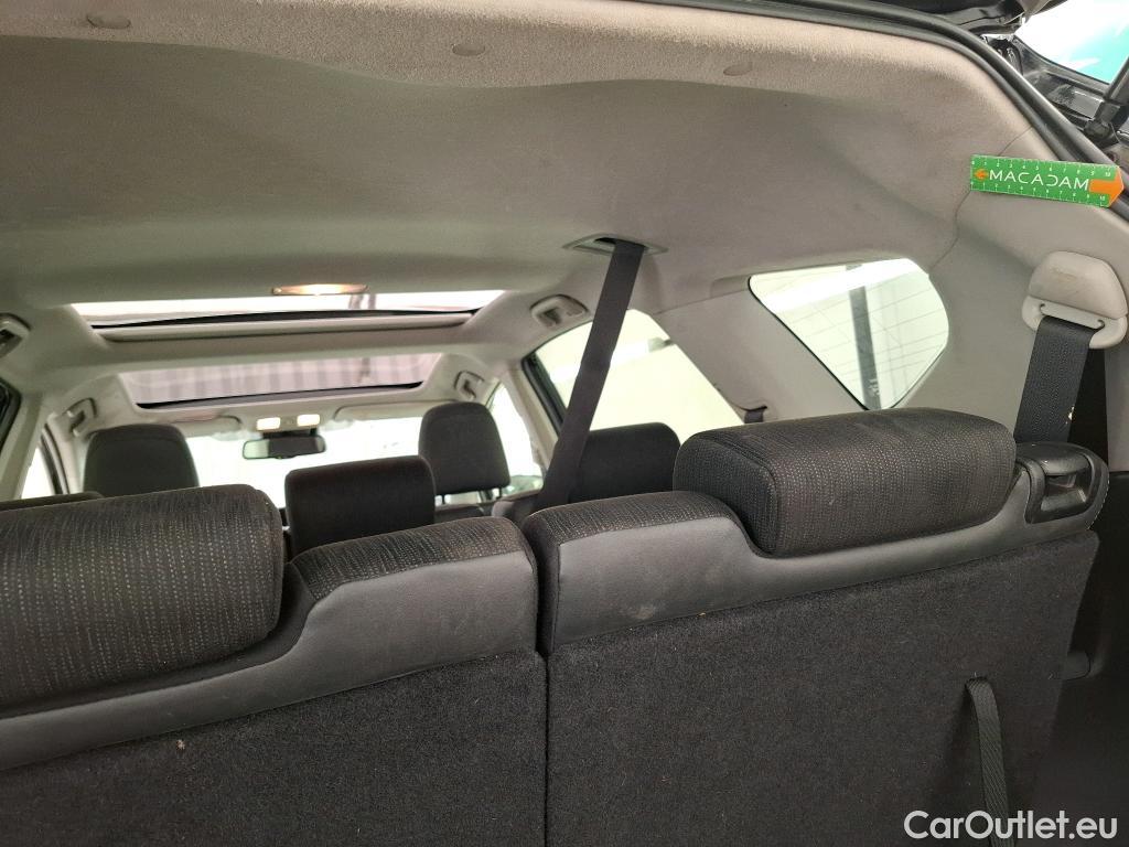  Toyota  Prius TOYOTA + / 2014 / 5P / monospace 136h SkyView #40