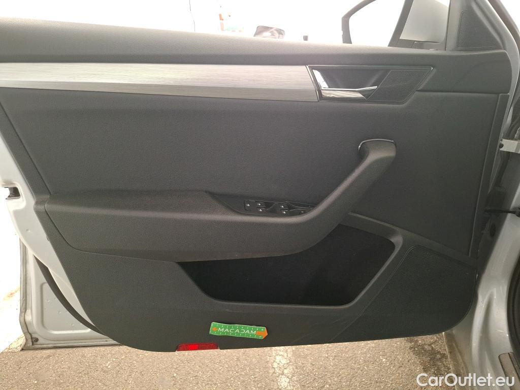  Skoda  Superb  Break Business 2.0 TDI 150CV BVA7 E6d #17