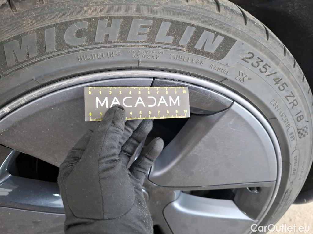  Tesla  Model 3 TESLA  / 2018 / 4P / Berline Propulsion #18