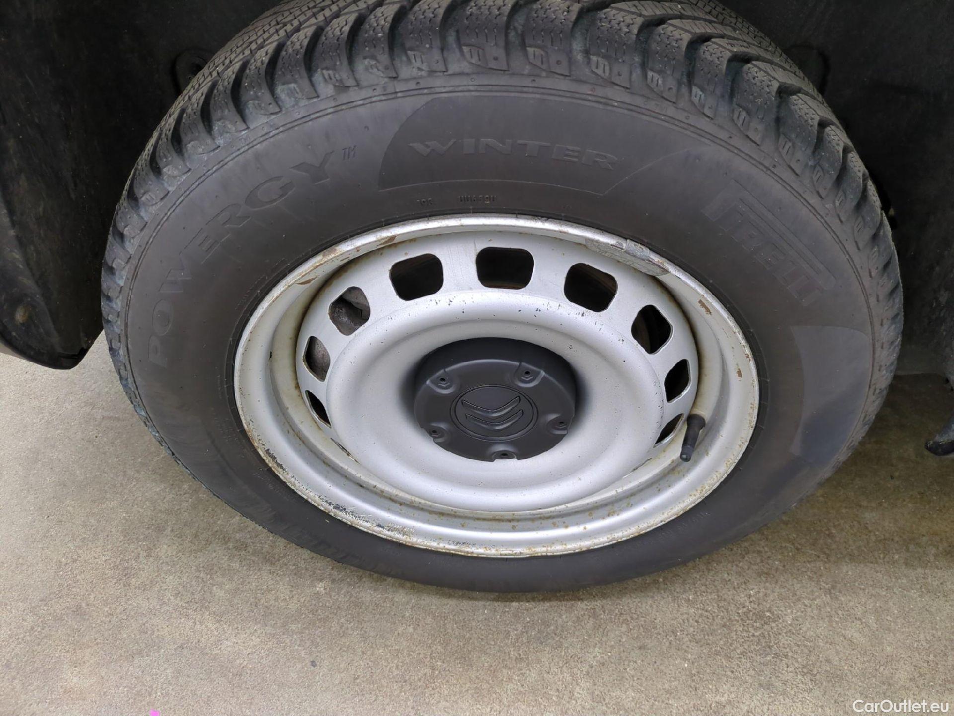  Citroen  Berlingo CITROEN  Van / 2018 / 4P / Fourgonnette M 650kg PT 110 S&S BVM Driver Connect #19