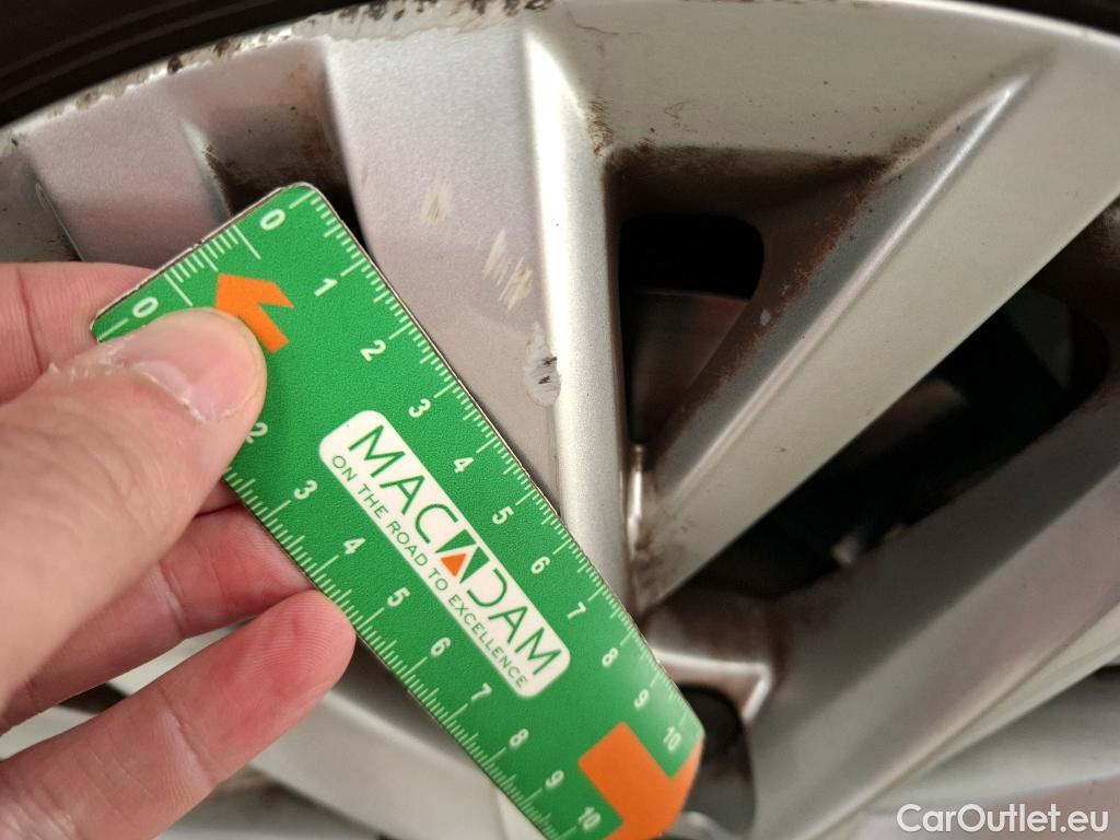  Volkswagen  T-ROC VOLKSWAGEN  / 2017 / 5P / SUV 1.5 TSI 150 EVO LOUNGE BUSINESS #4