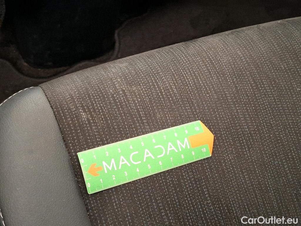  Toyota  Prius TOYOTA + / 2014 / 5P / monospace 136h SkyView #29