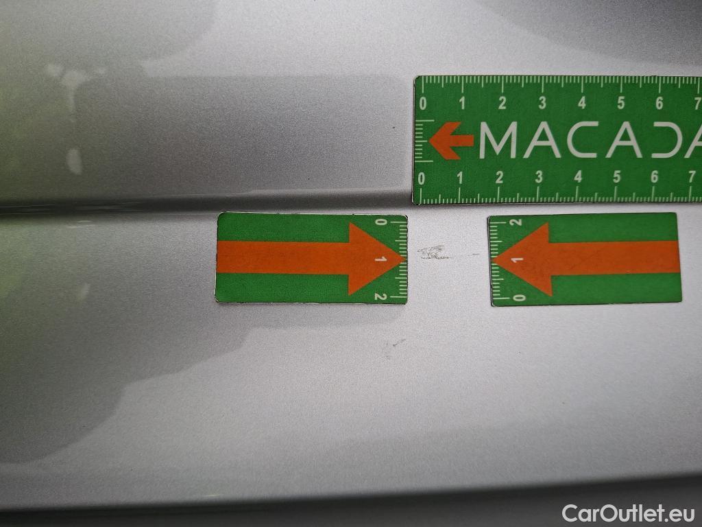  Volkswagen  Taigo VOLKSWAGEN  / 2021 / 5P / SUV 1.0 TSI 95 Life #36