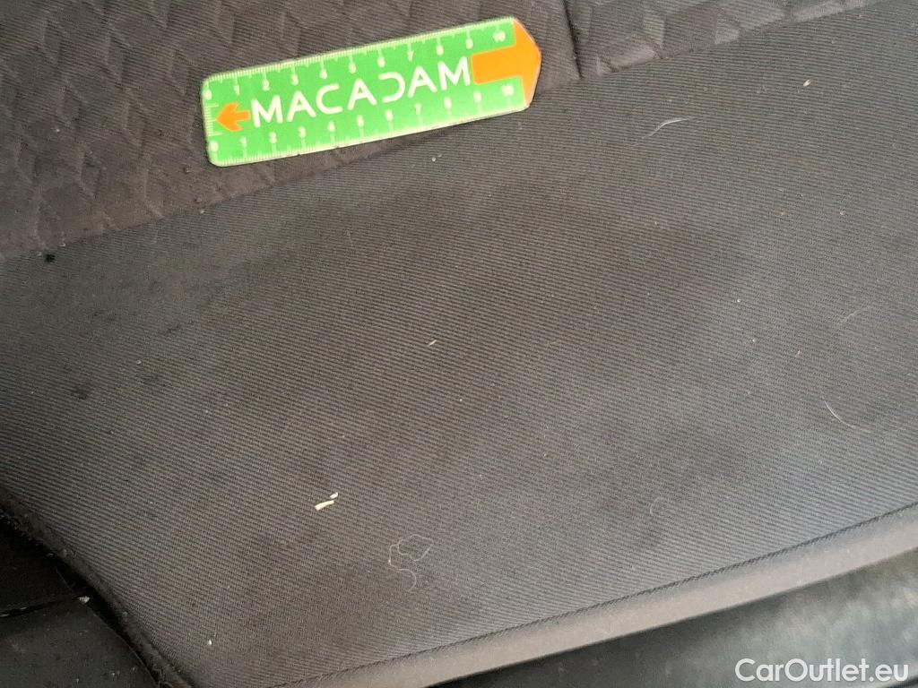  Toyota  Yaris TOYOTA  Hybride / 2019 / 5P / Berline Hybride 116h Dynamic Business Beyond Zer #4