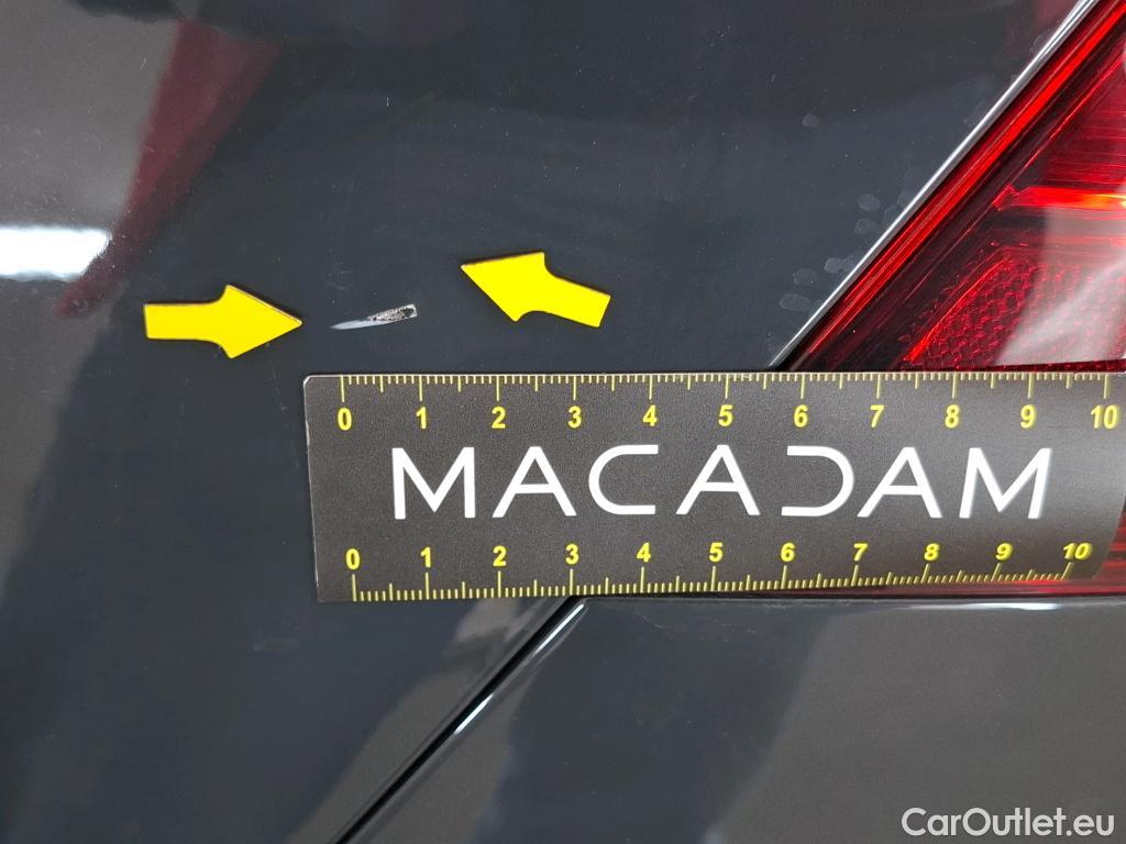  Volkswagen  Golf  VOLKSWAGEN / 2020 / 5P / Berline 1.0 eTSI OPF 110 DSG7 Life Business #18