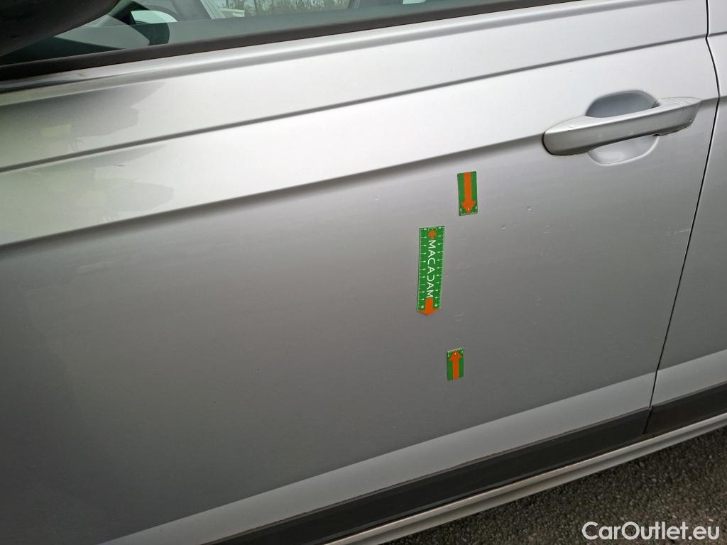  Volkswagen  Taigo VOLKSWAGEN  / 2021 / 5P / SUV 1.0 TSI 95 Life #2