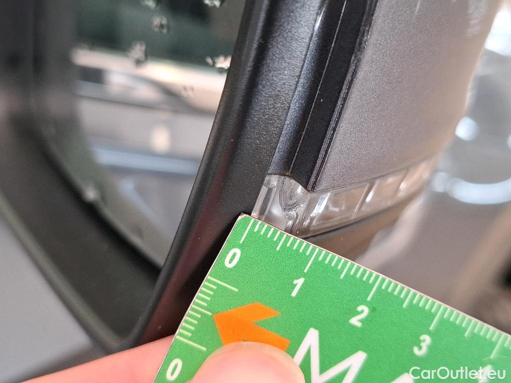  Volkswagen  Tiguan VOLKSWAGEN  Allspace 2017 5P SUV 2.0 TDI 150 DSG7 Carat #10