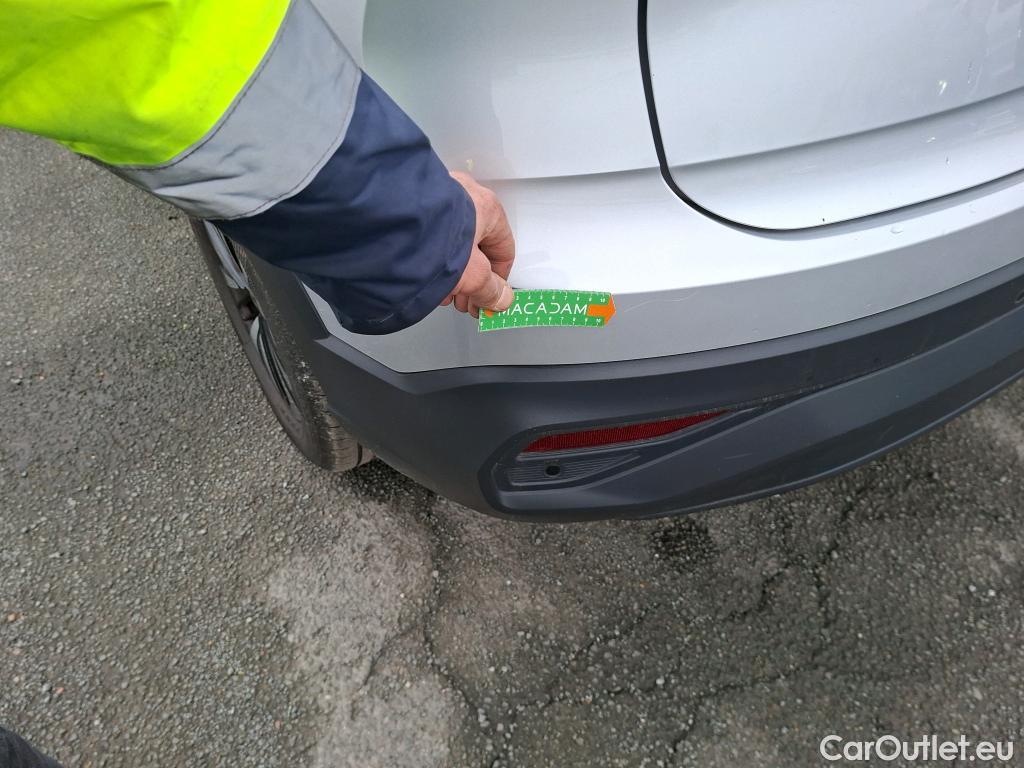  Volkswagen  Taigo VOLKSWAGEN  / 2021 / 5P / SUV 1.0 TSI 95 Life #37