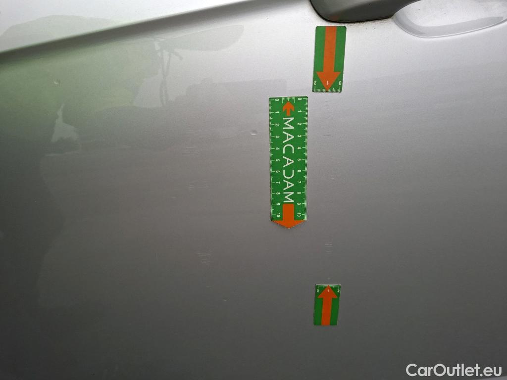  Volkswagen  Taigo VOLKSWAGEN  / 2021 / 5P / SUV 1.0 TSI 95 Life #5