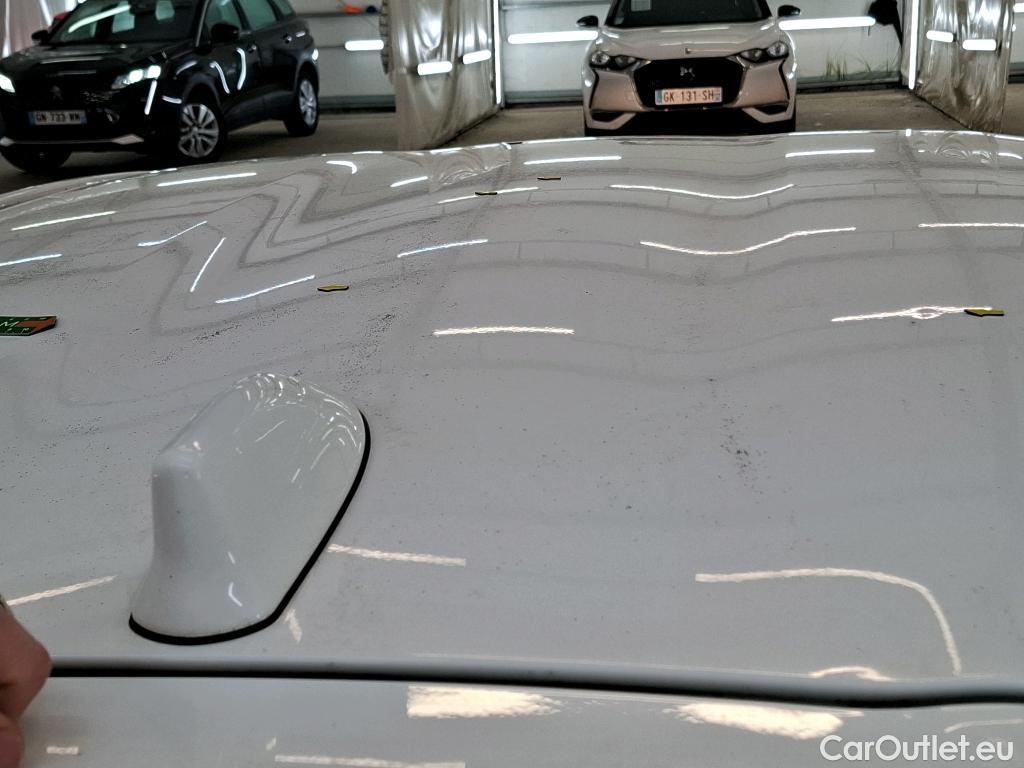  Toyota  Yaris TOYOTA  Hybride / 2019 / 5P / Berline Hybride 116h Dynamic Business Beyond Zer #9