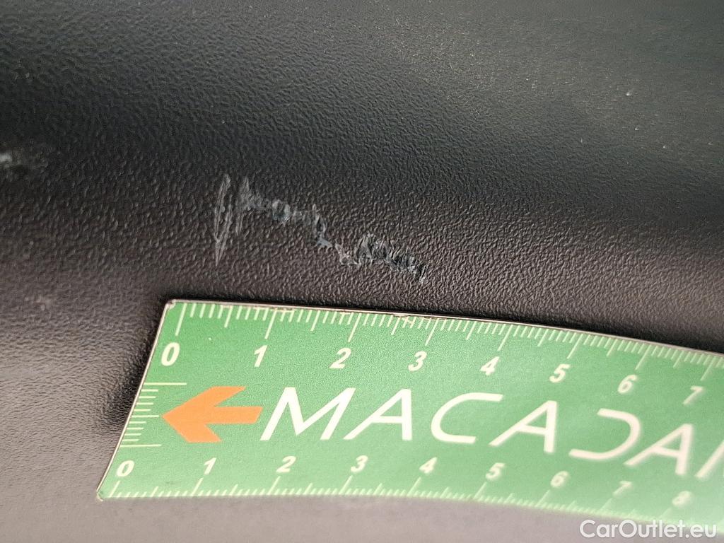  Toyota  Prius TOYOTA + / 2014 / 5P / monospace 136h SkyView #51