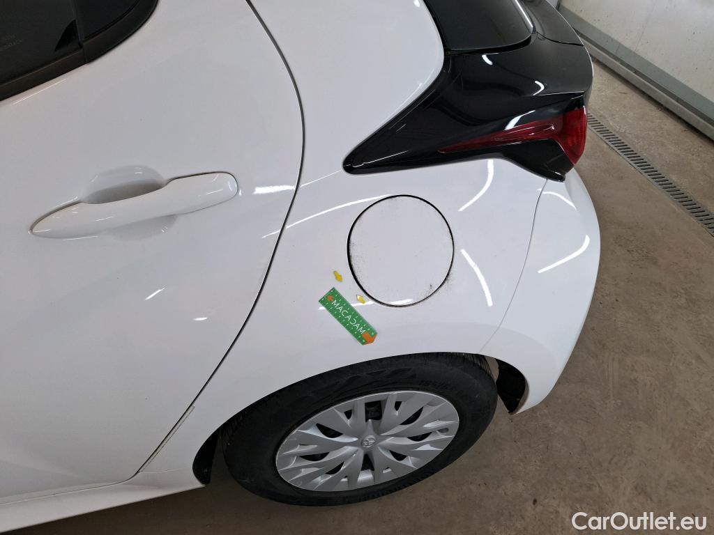  Toyota  Yaris TOYOTA  Hybride / 2019 / 5P / Berline Hybride 116h Dynamic Business Beyond Zer #30