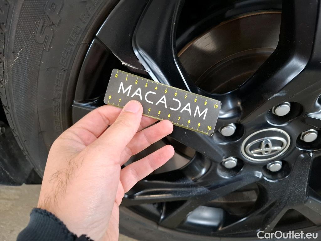  Toyota  C-HR TOYOTA  / 2016 / 5P / SUV 1.8 HYBRIDE 122 GRAPHIC #30