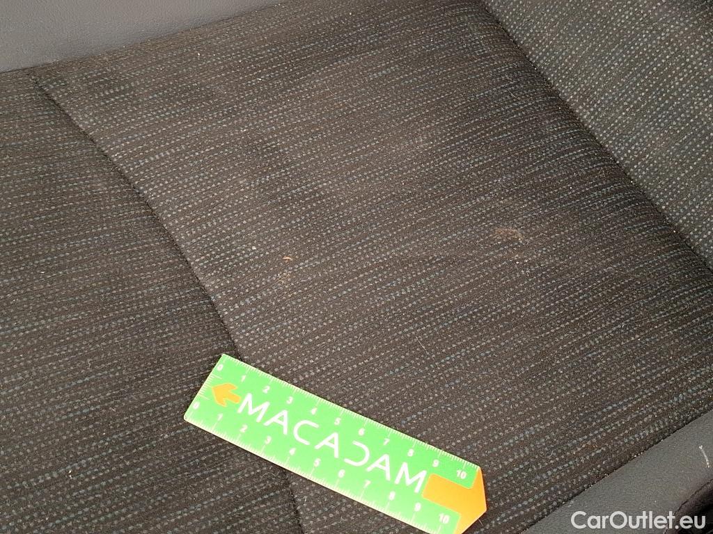  Toyota  Prius TOYOTA + / 2014 / 5P / monospace 136h SkyView #30