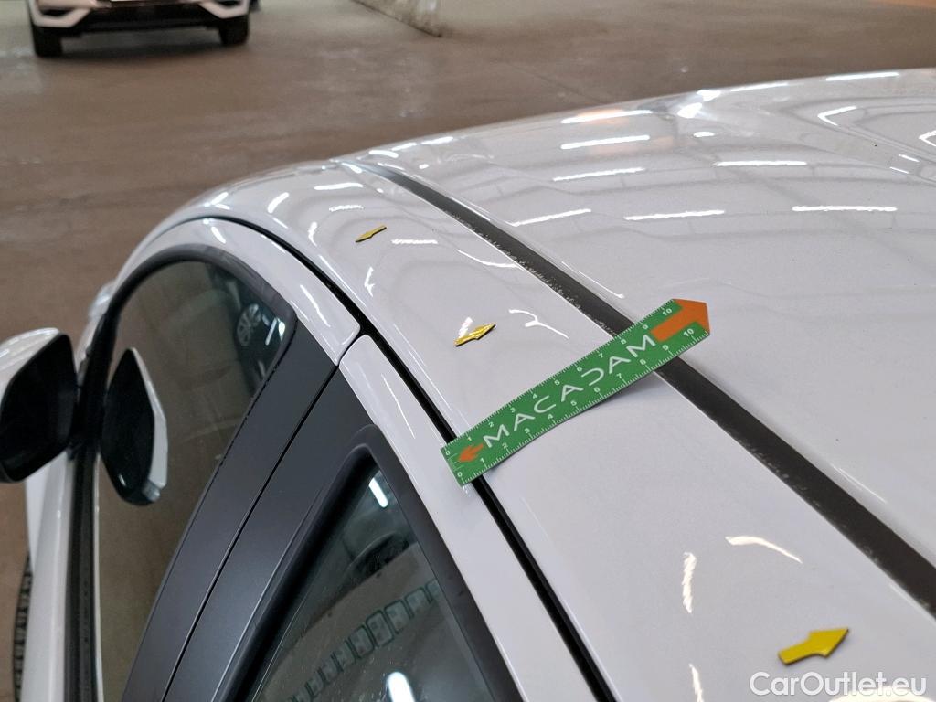  Toyota  Yaris TOYOTA  Hybride / 2019 / 5P / Berline Hybride 116h Dynamic Business Beyond Zer #17