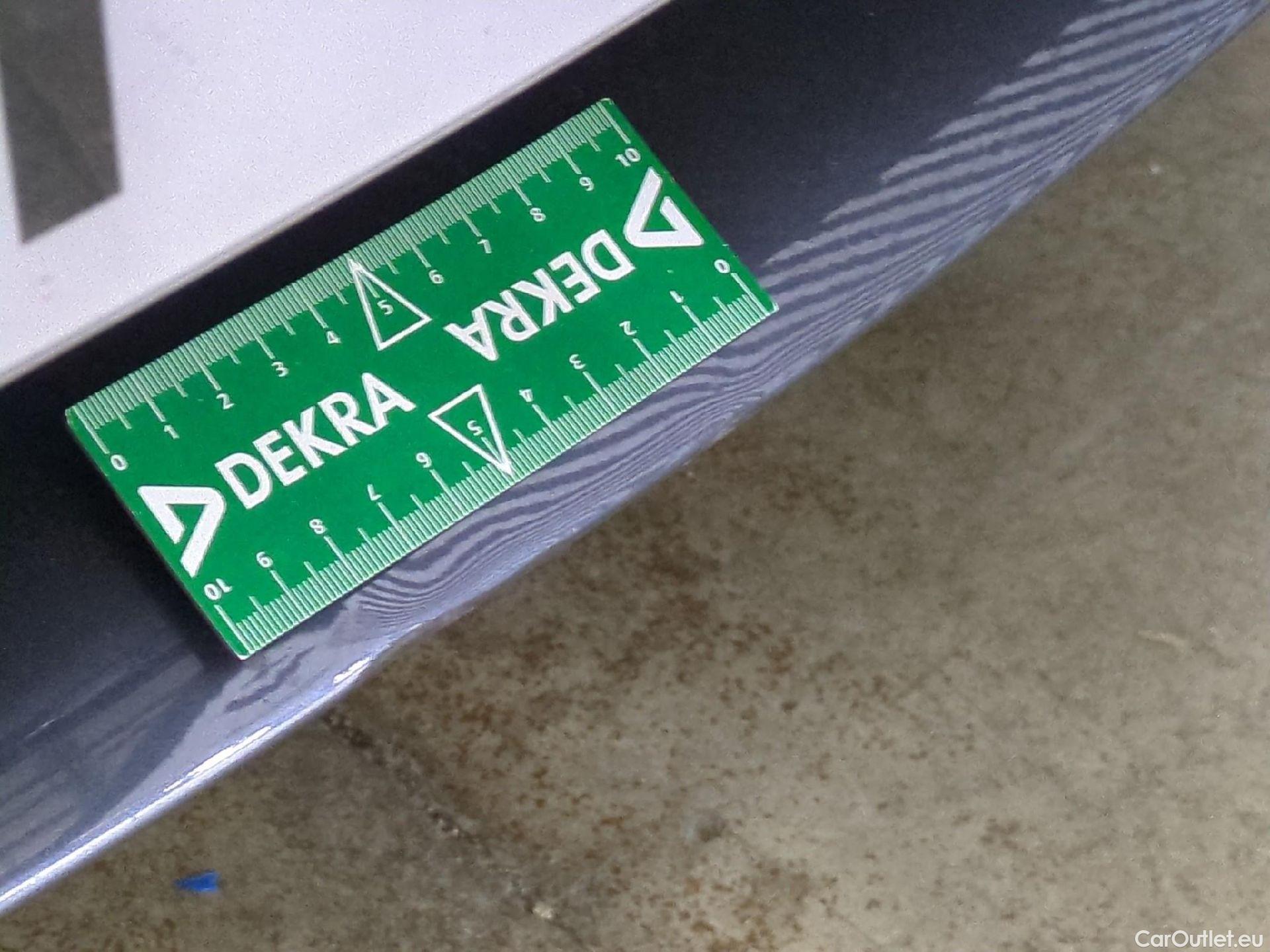  Tesla  Model 3 TESLA  / 2018 / 4P / Berline Long Range Dual Motor AWD #30