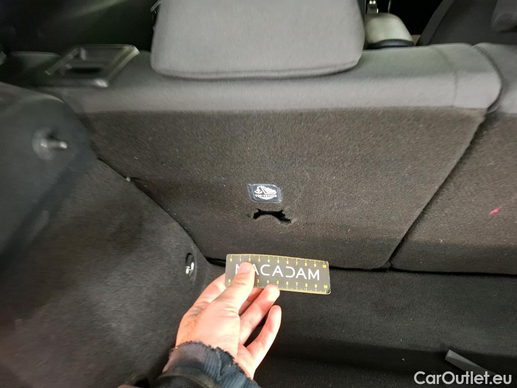  Toyota  C-HR TOYOTA  / 2016 / 5P / SUV 1.8 HYBRIDE 122 GRAPHIC #13