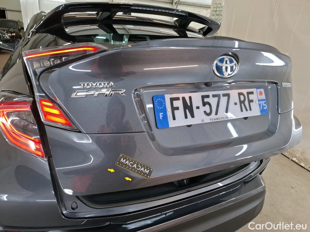  Toyota  C-HR TOYOTA  / 2016 / 5P / SUV 1.8 HYBRIDE 122 GRAPHIC #56