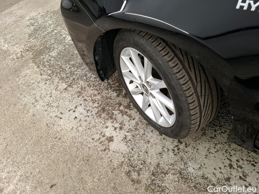  Toyota  Prius TOYOTA + / 2014 / 5P / monospace 136h SkyView #11