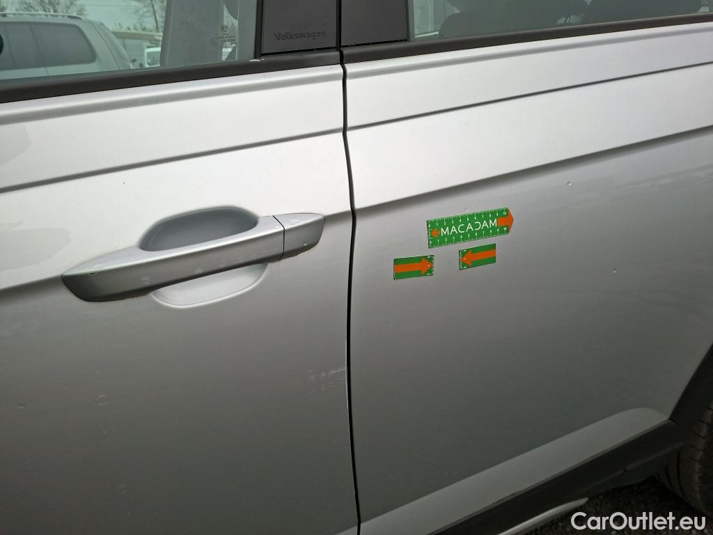  Volkswagen  Taigo VOLKSWAGEN  / 2021 / 5P / SUV 1.0 TSI 95 Life #25