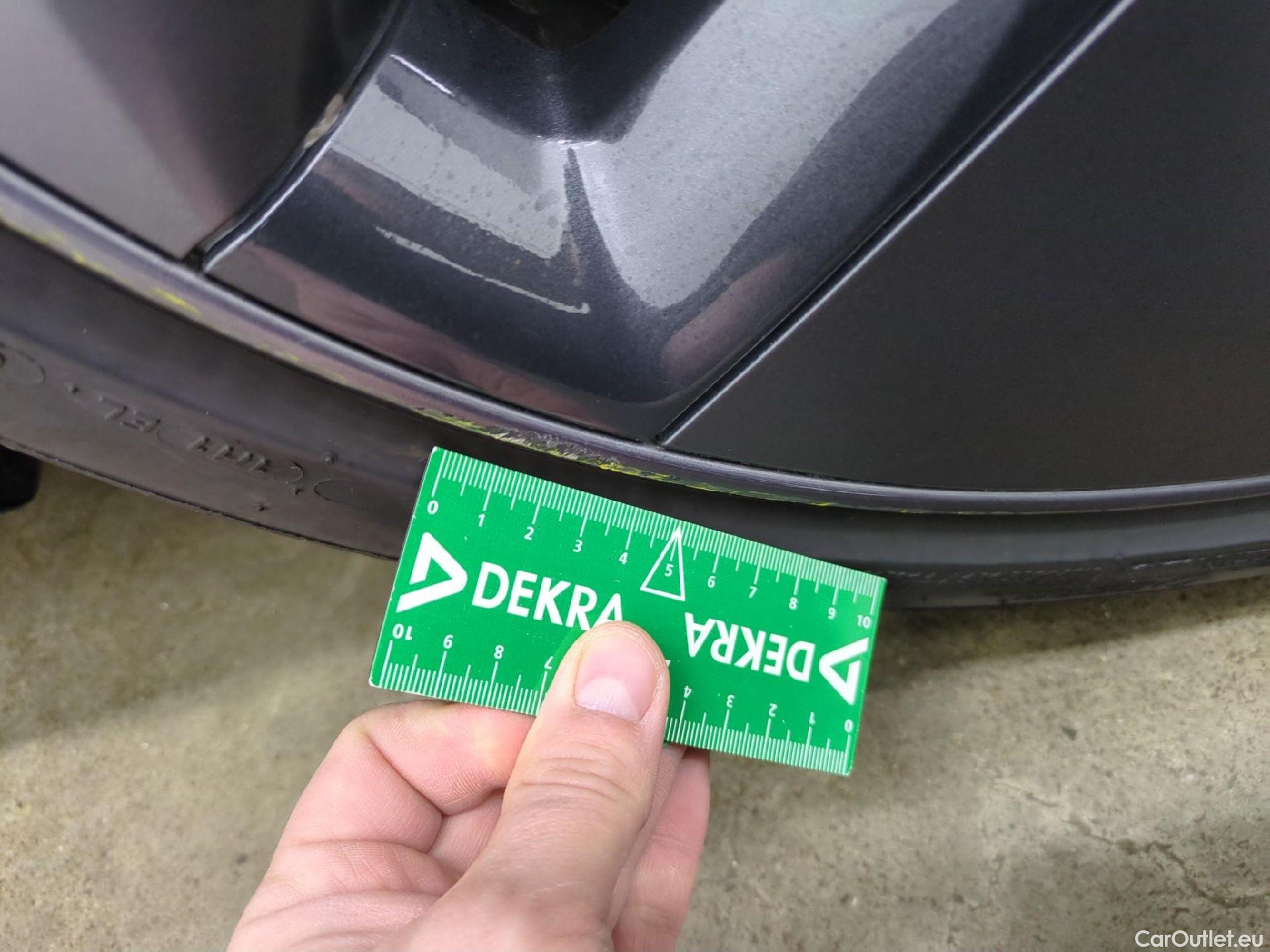  Tesla  Model 3 TESLA  / 2018 / 4P / Berline Long Range Dual Motor AWD #21