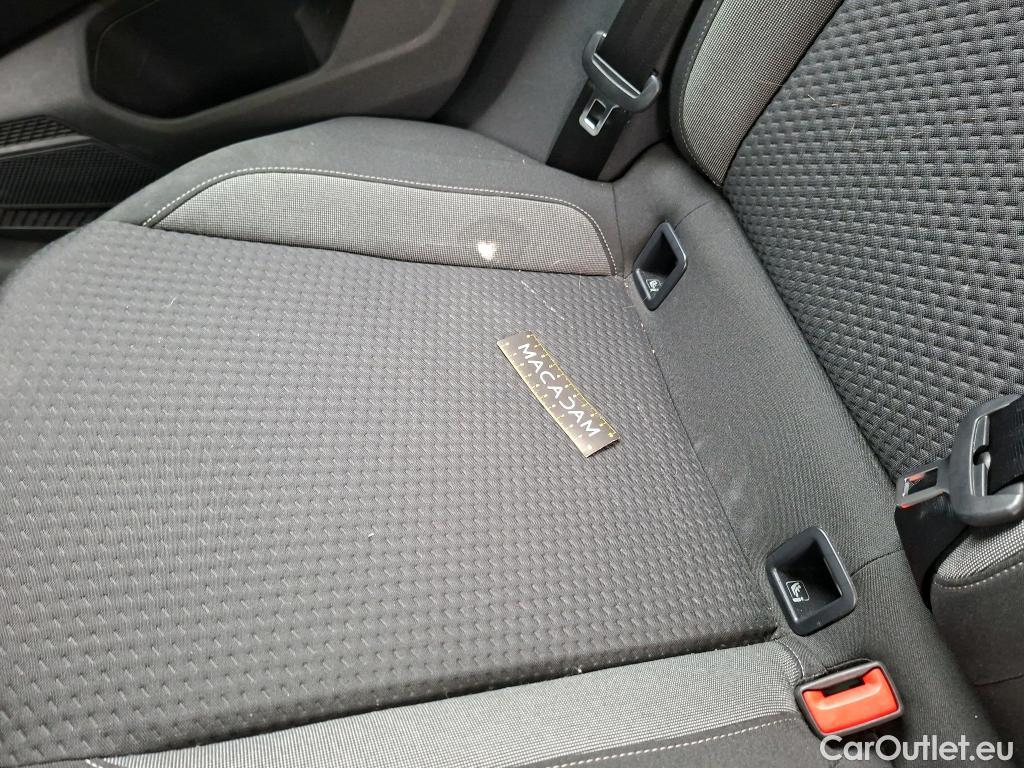  Volkswagen  Taigo VOLKSWAGEN  / 2021 / 5P / SUV 1.0 TSI 95 Life #22