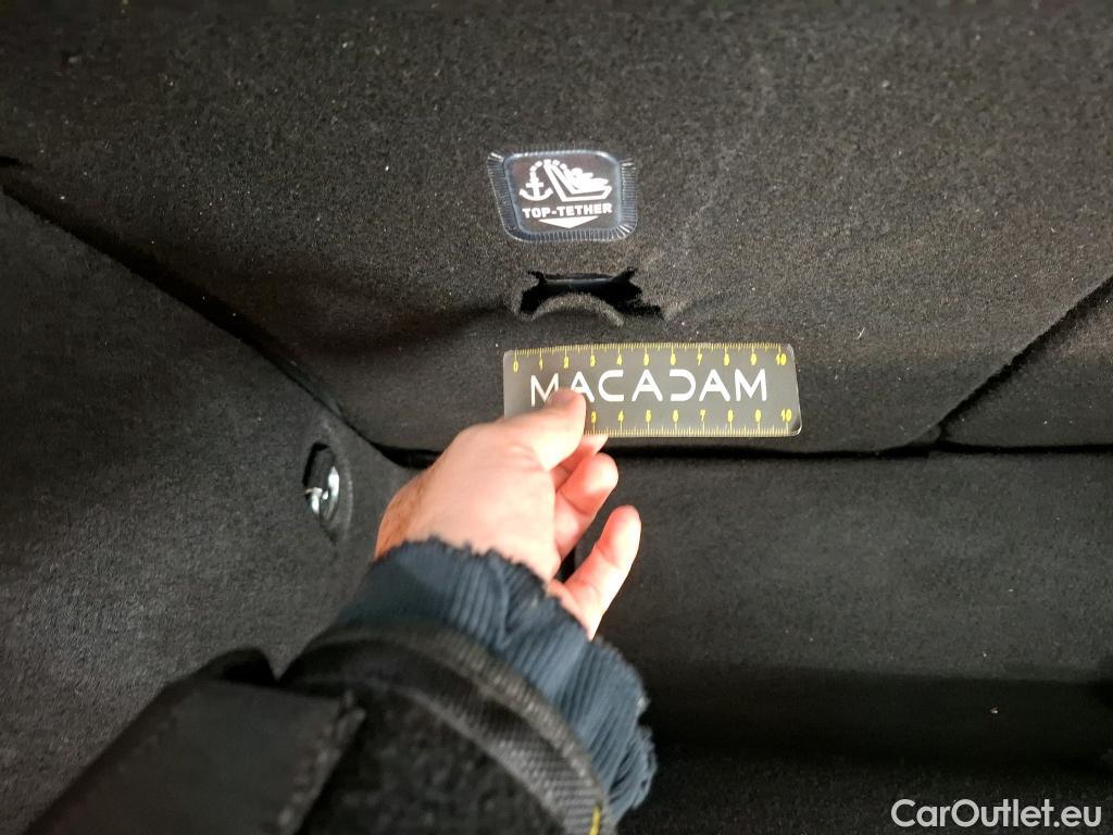  Toyota  C-HR TOYOTA  / 2016 / 5P / SUV 1.8 HYBRIDE 122 GRAPHIC #14