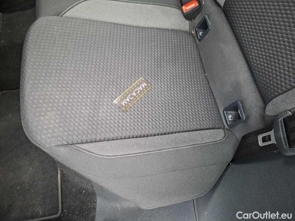  Volkswagen  Taigo VOLKSWAGEN  / 2021 / 5P / SUV 1.0 TSI 95 Life #21