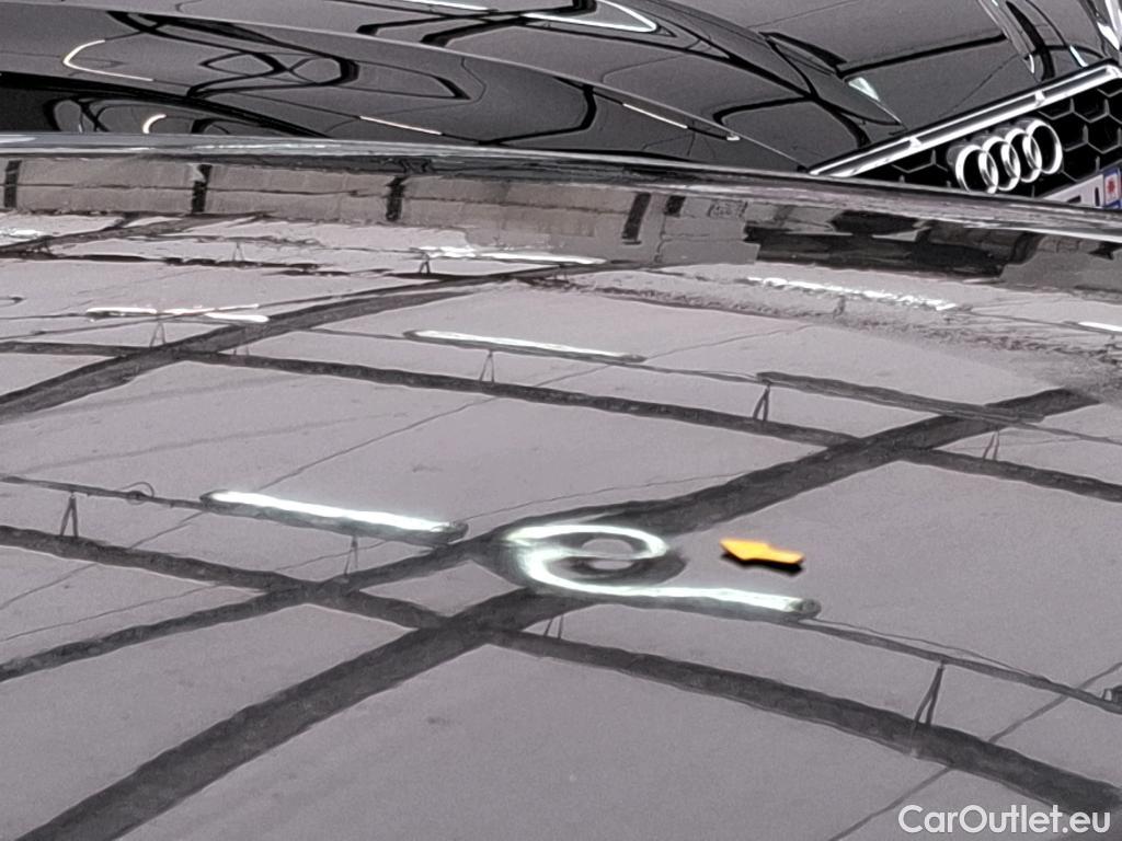  Volkswagen  Tiguan VOLKSWAGEN  / 2016 / 5P / SUV 2.0 TDI 150 DSG7 Confortline Business #33