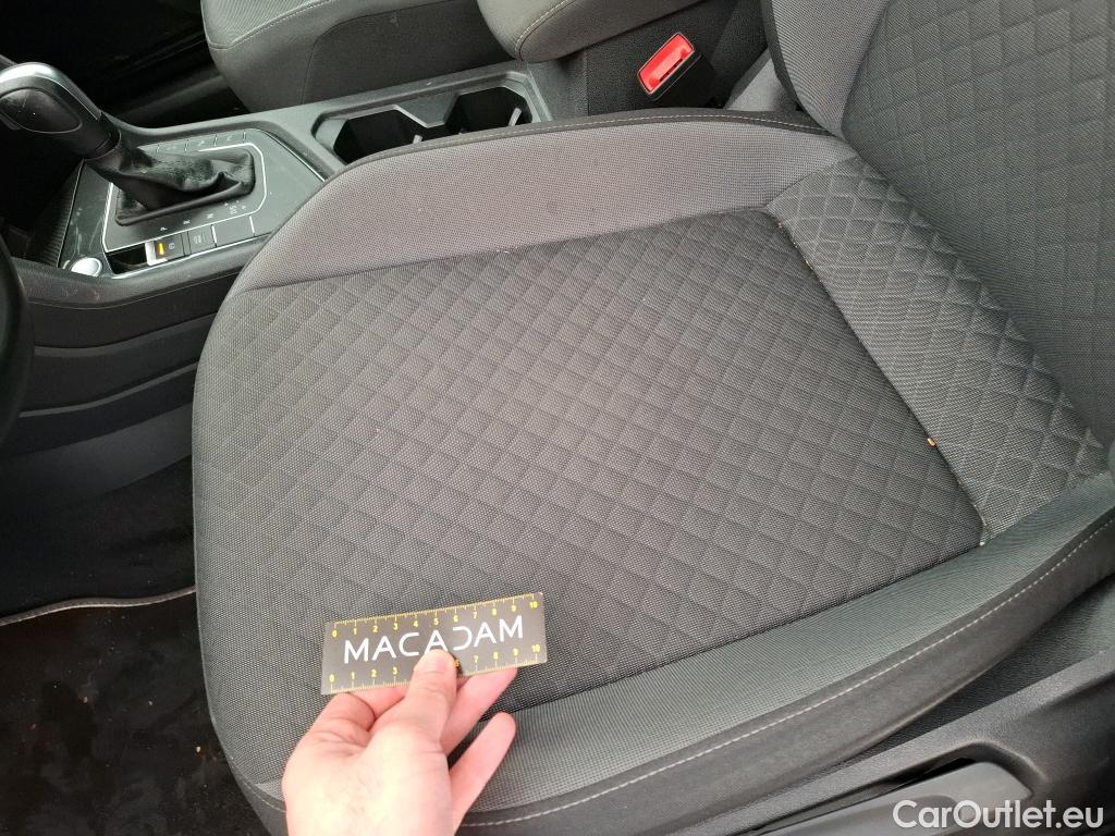  Volkswagen  Tiguan VOLKSWAGEN  / 2016 / 5P / SUV 2.0 TDI 150 DSG7 Confortline Business #44