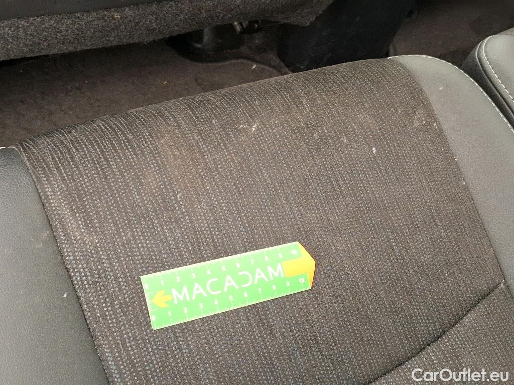  Toyota  Prius TOYOTA + / 2014 / 5P / monospace 136h SkyView #27