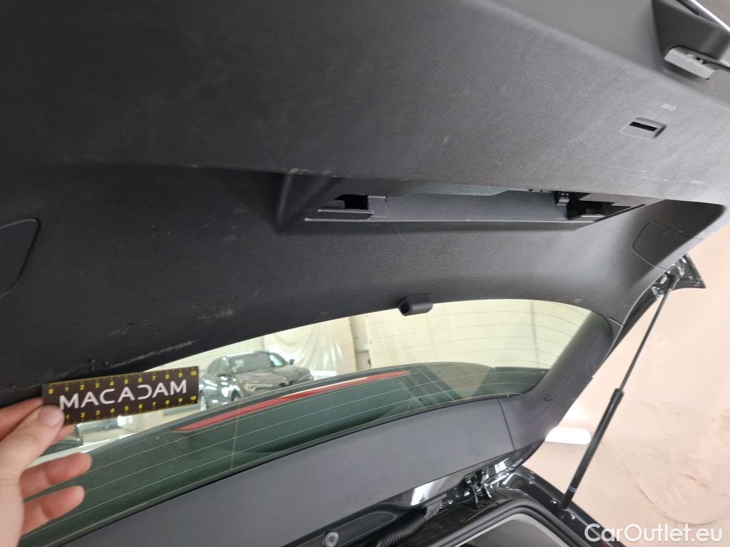  Volkswagen  Golf  VOLKSWAGEN / 2020 / 5P / Berline 1.0 eTSI OPF 110 DSG7 Life Business #10