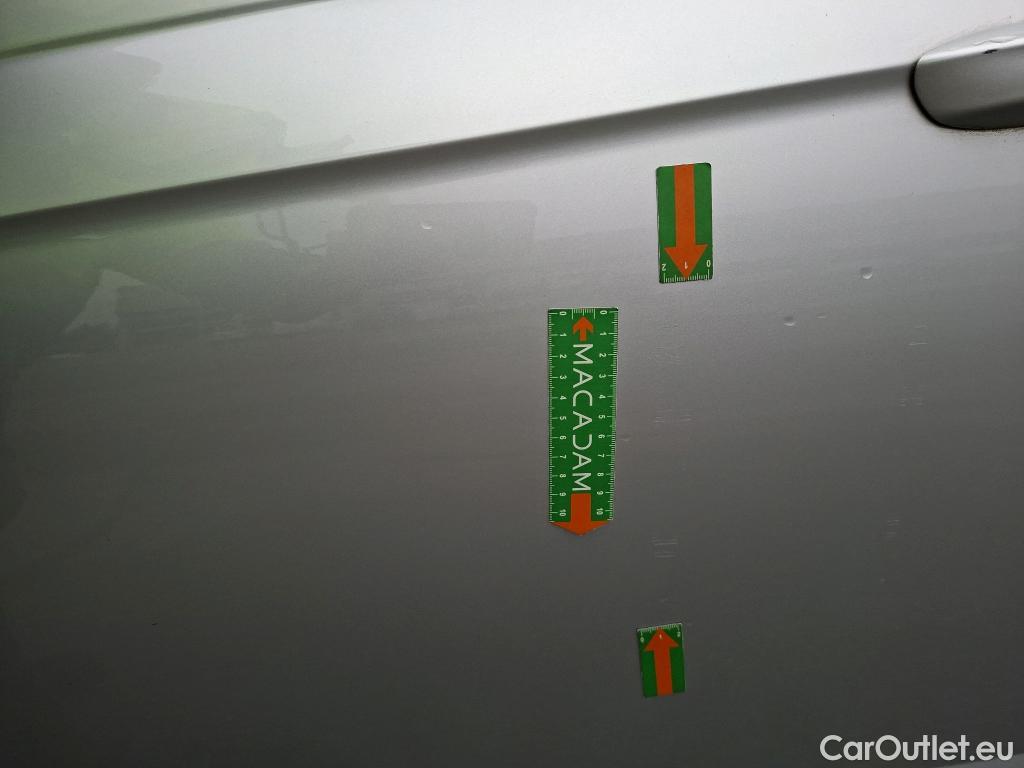  Volkswagen  Taigo VOLKSWAGEN  / 2021 / 5P / SUV 1.0 TSI 95 Life #3