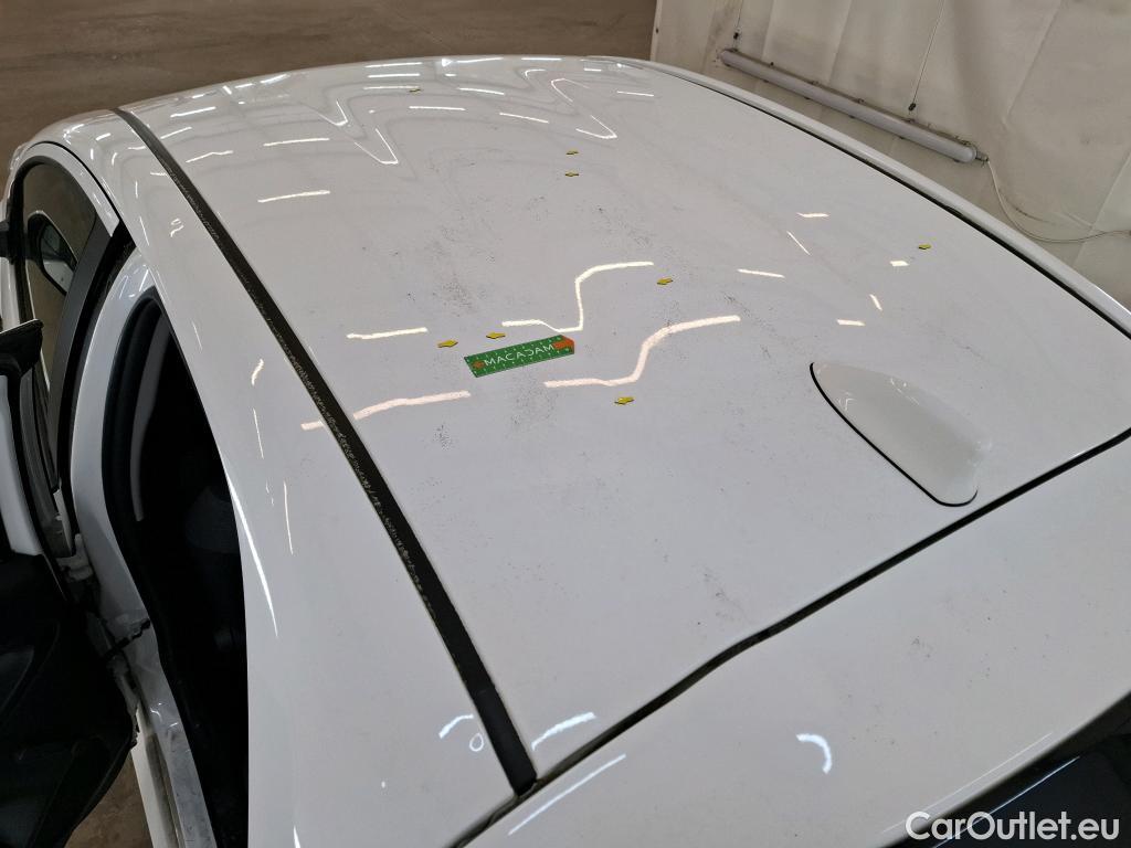  Toyota  Yaris TOYOTA  Hybride / 2019 / 5P / Berline Hybride 116h Dynamic Business Beyond Zer #1