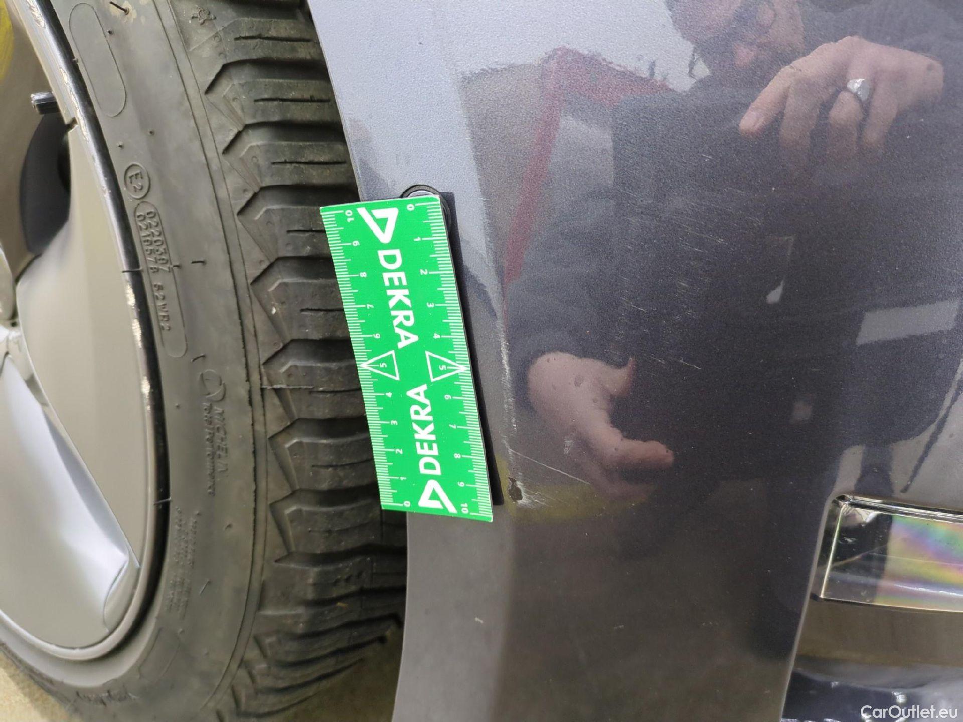  Tesla  Model 3 TESLA  / 2018 / 4P / Berline Long Range Dual Motor AWD #31