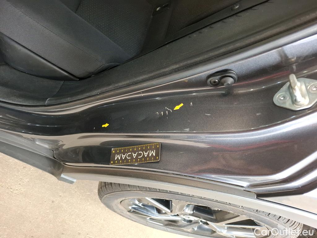  Toyota  C-HR TOYOTA  / 2016 / 5P / SUV 1.8 HYBRIDE 122 GRAPHIC #11