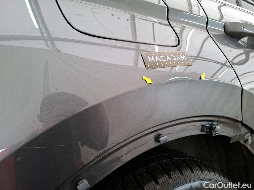  Volkswagen  Tiguan VOLKSWAGEN  / 2016 / 5P / SUV 2.0 TDI 150 DSG7 Confortline Business #5