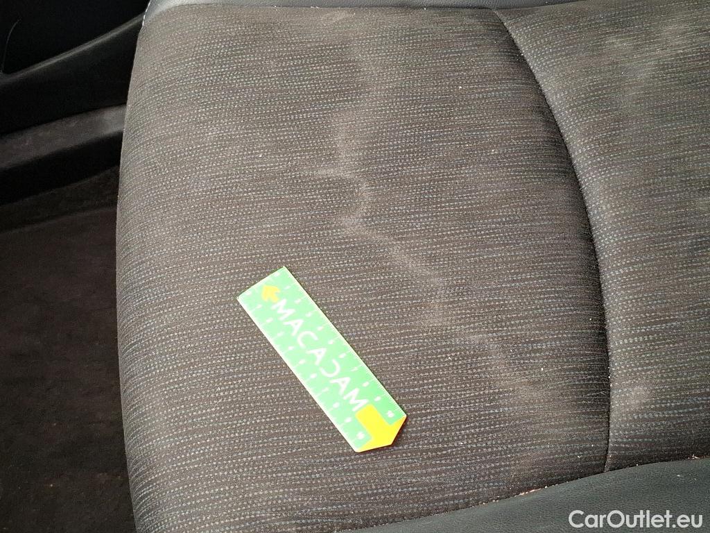  Toyota  Prius TOYOTA + / 2014 / 5P / monospace 136h SkyView #38