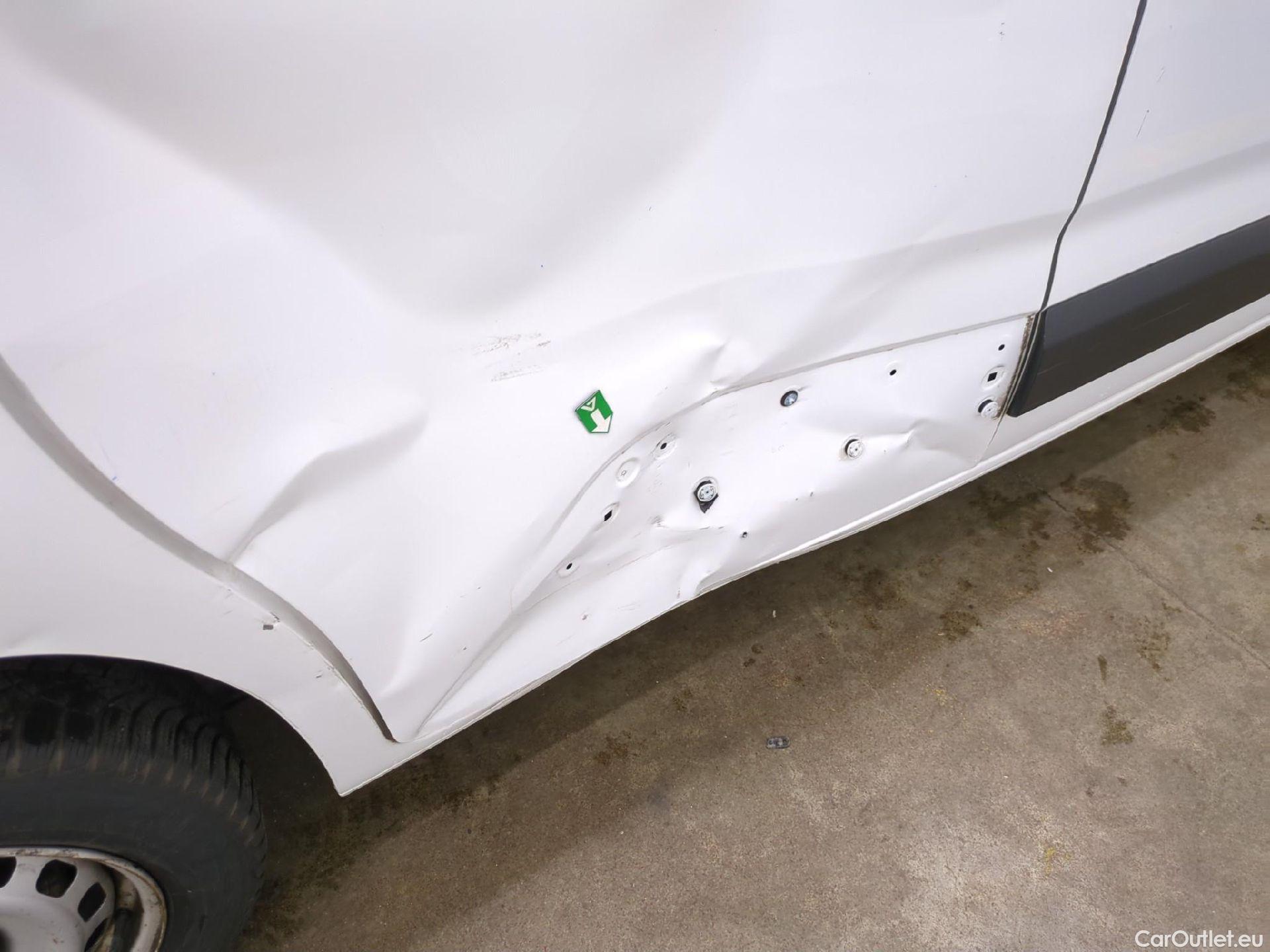  Citroen  Berlingo  Fourgon Club M 650 1.5 BlueHDi 75CV BVM5 E6dT #21